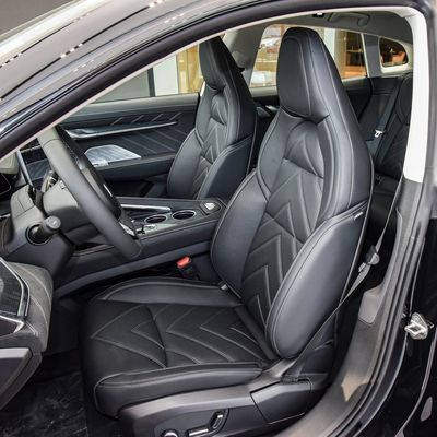 Zeekr 001 Αυτοκίνητο 100kwh Ηλεκτρικό αυτοκίνητο EV 4WD SUV Μαύρο Sport με πρόσθετη διαμόρφωση