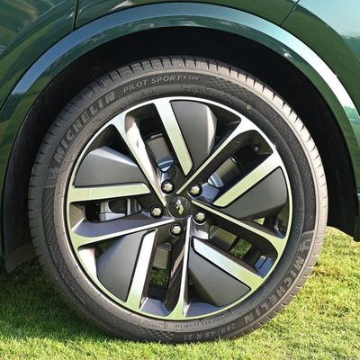 Li L6/L7/L9 PRO/Max/Ultra 2024 EV SUV Ενέργεια Οχήμα Ηλεκτρικό Αυτοκίνητο Υβρίδιο Μεταβατικής Διάταξης