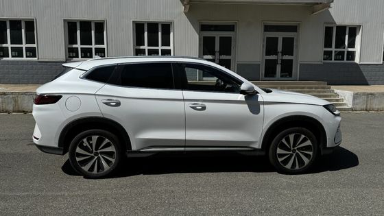 2023 Byd E2 EV Car Luxury Edition Καθαρό ηλεκτρικό αυτοκίνητο με λευκό χρώμα και αριστερό τιμόνι