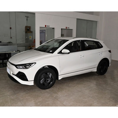 2023 EV Byd E2 Luxury Edition Καθαρό ηλεκτρικό αυτοκίνητο σε λευκό χρώμα εξωτερικού
