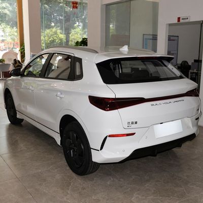 2023 EV Byd E2 Luxury Edition Καθαρό ηλεκτρικό αυτοκίνητο σε λευκό χρώμα εξωτερικού