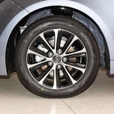 Το Toyota Levin 1.8L Edition Υβριδικό αυτοκίνητο ενέργειας με μέγιστη ισχύ 101kw και υψηλή εκτόξευση