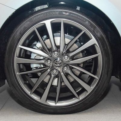Το 2024 Toyota Camry Διπλό κινητήρα Υβριδικό αυτοκίνητο 2.0hxs Sports Plus Edition με Drive FWD