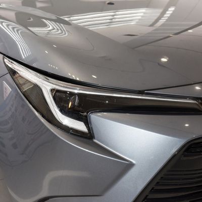 1.8L Υβριδικά διπλό κινητήρες Luxury Edition EV Ηλεκτρικό αυτοκίνητο Toyota Levin με Lifetime