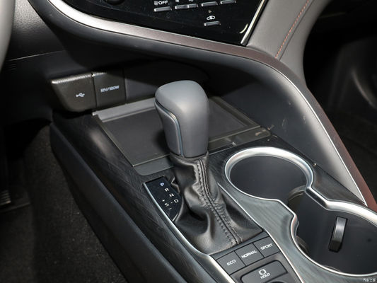 2023 Toyota Camry Βενζινοκίνητο 2.5g με 5 θέσεις και μέγιστη ταχύτητα έως 210 Km/h