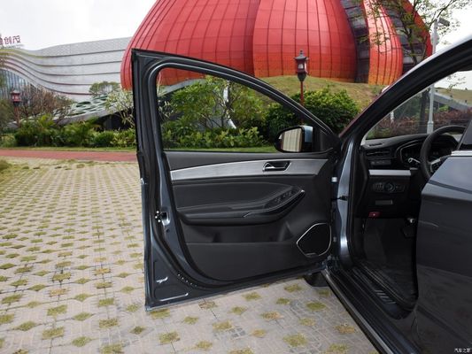 Chery Arrizo5 Plus Βενζινοκίνητο αυτοκίνητο με έκπτωση καυσίμου Βενζινοκίνητο σύστημα πέδησης Epb