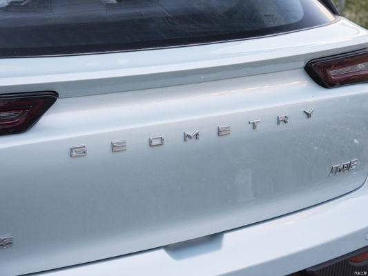 Προσαρμογή Ηλεκτρικό όχημα EV SUV Geely Geometry E 2023 401KM Lighting Tiger 5 θέσεις