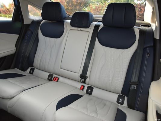 Chery Arrizo 8 DCT Βενζινοκίνητο αυτοκίνητο με 5 θέσεις και Online / Τοπική Υπηρεσία Μετά την Πώληση
