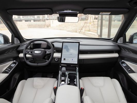 Καύσιμο Geely Boyue/Atlas Cool 1.5td Intelligent SUV 5 θέσεων 0km Χρησιμοποιούμενα αυτοκίνητα προς πώληση