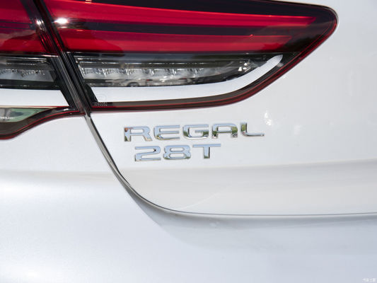 Αριστερό τιμόνι 2024 τύπου Buick Regal 2.0t Automotive Regal Turbo 28t Indulgent Edition