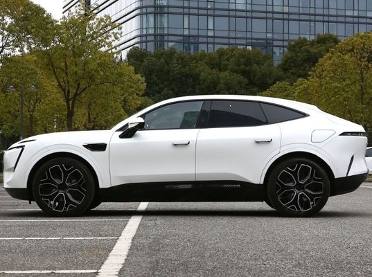 425kw 2022 Avatr 11 Μακροχρόνια Δύο κινητήρες Λούξυ έκδοση 4 θέσεις Βάρος 2280kg