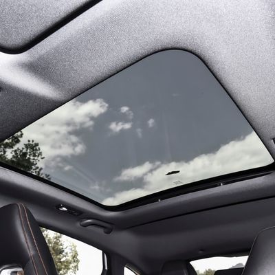 Σεντάν Changan Uni-V 1.5t 5 θέσεων Βενζινοκίνητο αυτοκίνητο Μέγιστη ισχύς Kw 173 PS Βενζινοκίνητο σεντάν