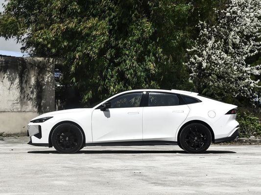 Uni-V 1.5t βενζίνη 5 θέσεις Sedan Changan με εξατομικευμένο αίτημα