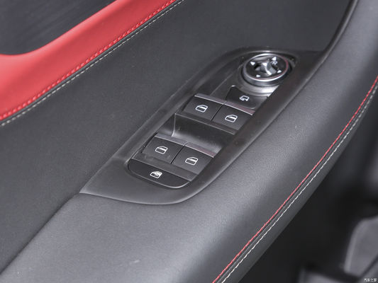 Chery Tiggo7 Superpower 1.6t DCT Superpower Hero Βενζινοκίνητο αυτοκίνητο SUV 200Km/h Μέγιστη ταχύτητα