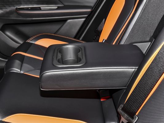 Προσαρμογή προσφέρεται Τσάνγκαν Uni-V 1.5t βενζινοκίνητο αυτοκίνητο 5 θέσεων Sedan Uni V βενζινοκίνητο αυτοκίνητο