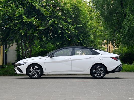 Αυτοματοποιημένη Hyundai Elantra 2023 1.5L CVT Top Flagship Edition Διακίνηση 1000-1600CC