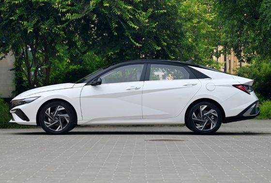 2023 Hyundai Elantra 1.5L CVT Sedan Αριστερό τιμόνι και ανεξάρτητη ανάρτηση McPherson
