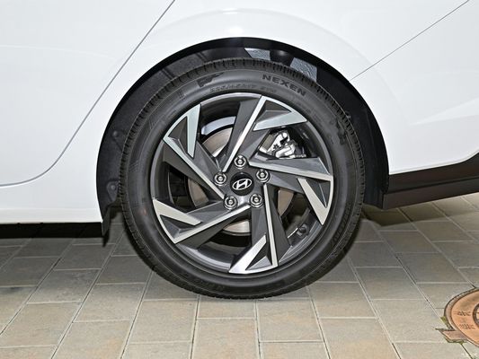 Hyundai Elantra 2023 1.5L CVT Βενζινοκίνητο Όχημα Top Flagship Edition εντός 1000-1600CC