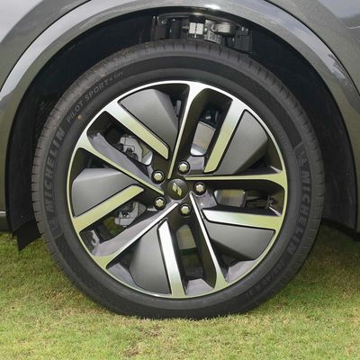 Lixiang L7/L9 2024 EV Car Li Extended Range 5 θέσεις για ανώτερη εμπειρία οδήγησης