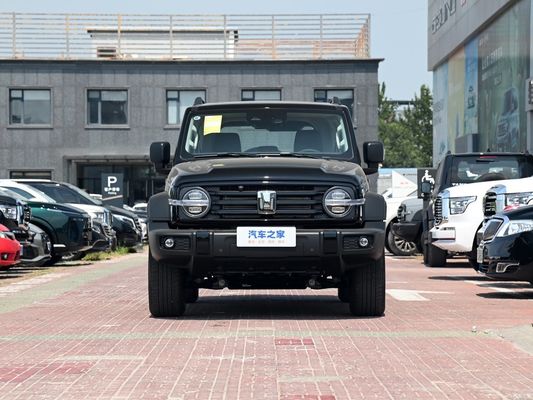 2024 μοντέλο Gwm Tank 300 2.0t Conqueror off-road καυσίμων αυτοκίνητο Προσαρμοσμένο για τραχιά εδάφια