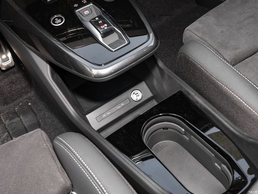 2023 Audi Q4 50 E-Tron Quattro Innovation Edition SUV EV με χωρητικότητα 1600-2500CC