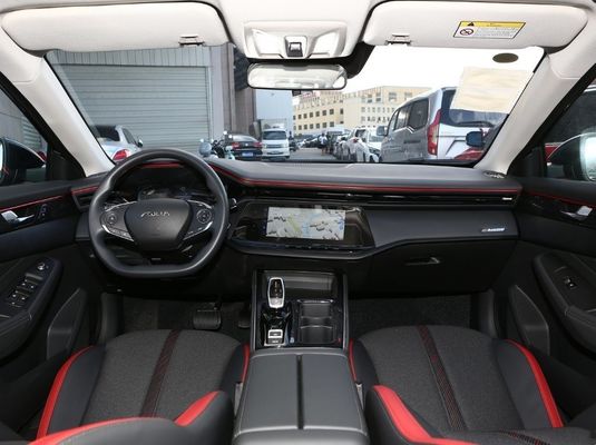 Αεροκίνητο Aeolus Yixuan Max 2024 Luxury Edition Sedan με χαρακτηριστικά και πολυτελές σχεδιασμό