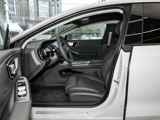 Το Rising Auto F7 2023 μακροχρόνια έκδοση PRO με κλειστό τύπο σώματος και υγρή ψύξη
