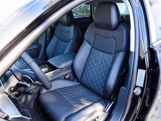 2023 Audi A8l 50 Tfsi Quattro Selection Edition Sedan 3.0L 286 ίππων V6 5 θέσεις