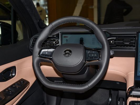 400kw 2022 Nio Es8 7seats EV SUV Προσωπική ανάρτηση Σχήμα Διπλή Wishbone Ανεξάρτητη ανάρτηση