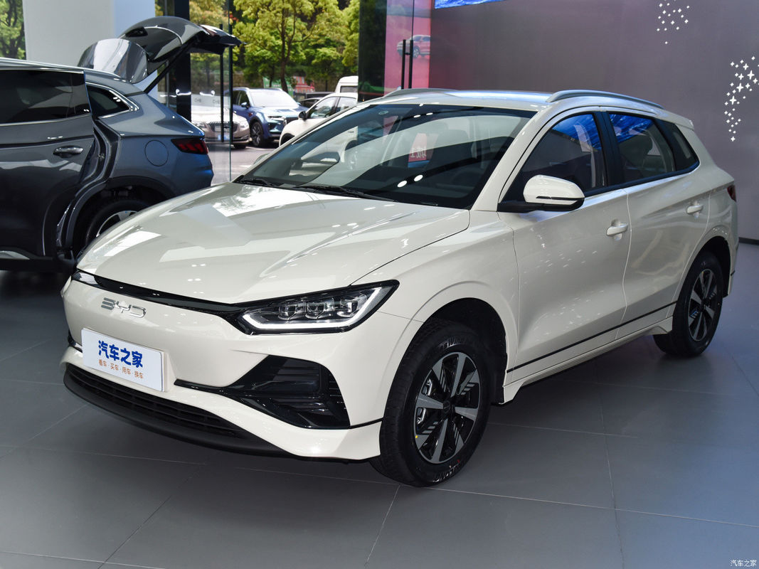 Ηλεκτρικά οχήματα 2024 Byd E2 Lux Edition Λευκό με πίσω βραχίονα στροφής δέσμης