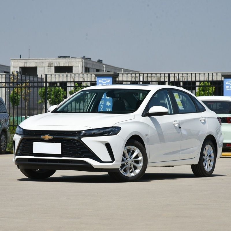 2024 Monza 1.5L Δύο συμπλέκτης Απολαύστε έκδοση Βενζινοκίνητο αυτοκίνητο Chevrolet Cruze 5 θέσεις αυτοκίνητο