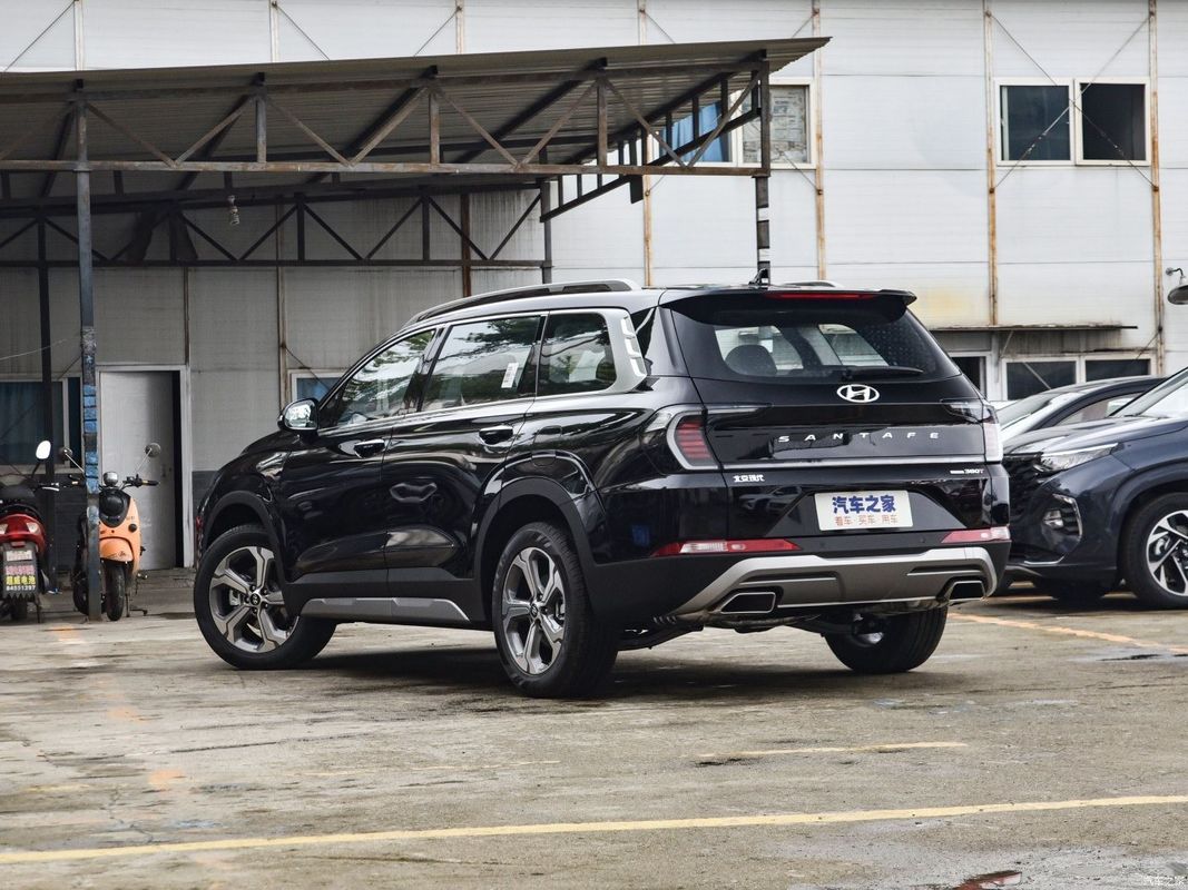 Μέγιστη ταχύτητα 198 Km/H 2023 Hyundai Santafe Traveller 380t Gdi 4WD Glx Htrac Elite έκδοση