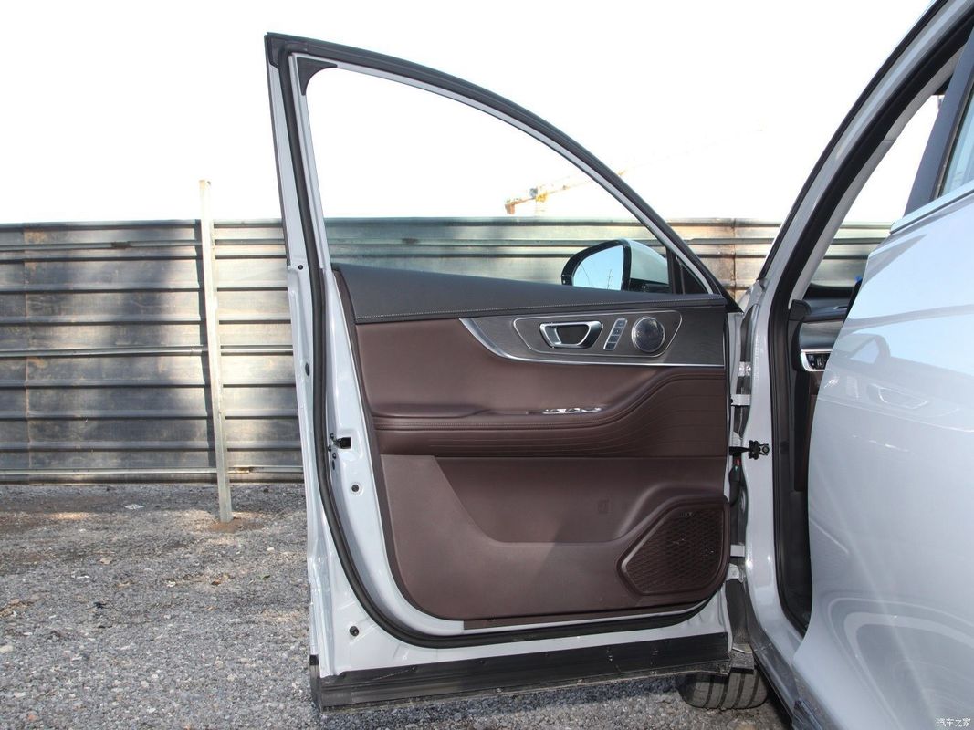 Το Chery Tiggo8 PRO 290t 2WD Space 7 Seat Gasoline Car SUV με 4745*1860*1745 Μέγεθος