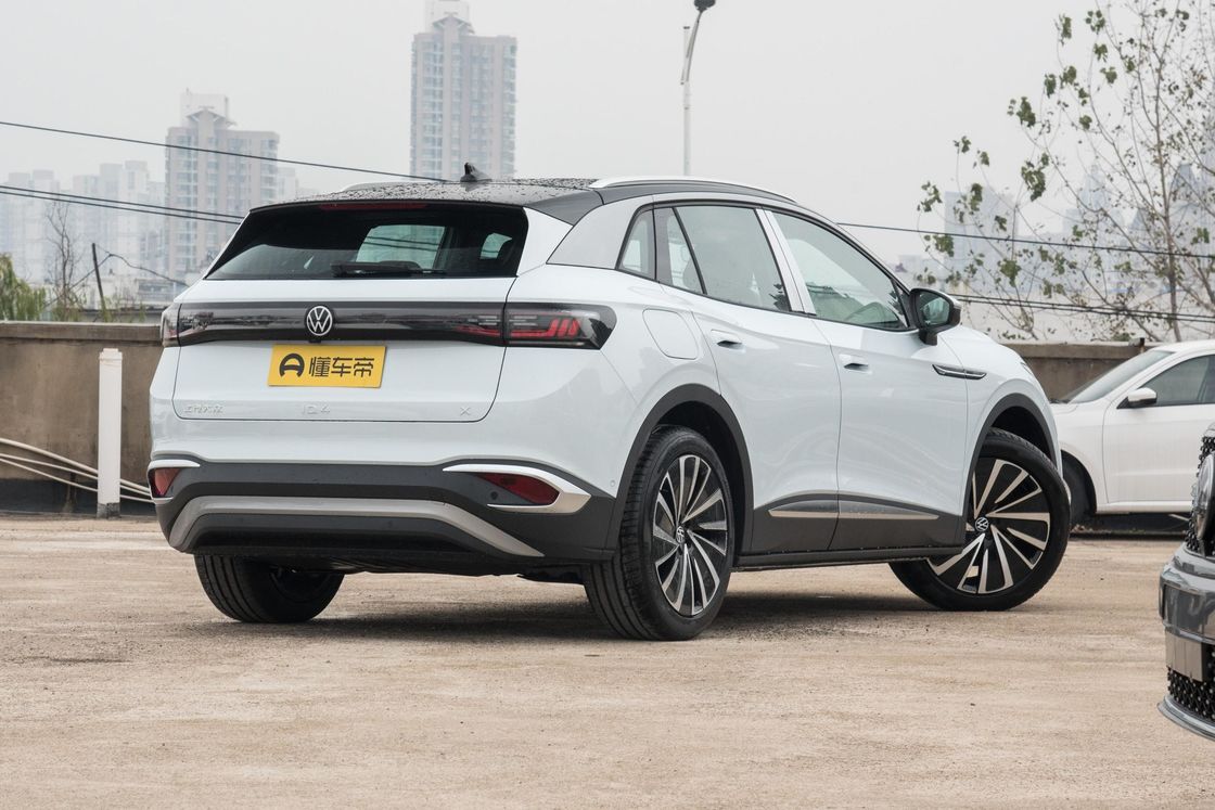 Volkswagen ID. 4 X 2023 Intelligent Enjoyment Long-Range Edition με κλειστό τύπο αμαξώματος